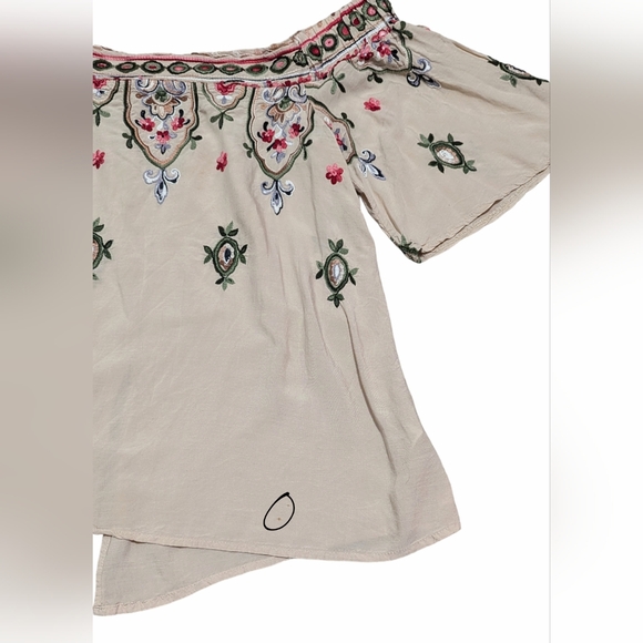 Democracy Women's Medium Beige Colorful Embroidered Huipil Off-Shoulder Blouse - Picture 6 of 9